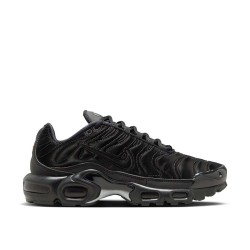 NIKE AIR MAX PLUS BLACK...